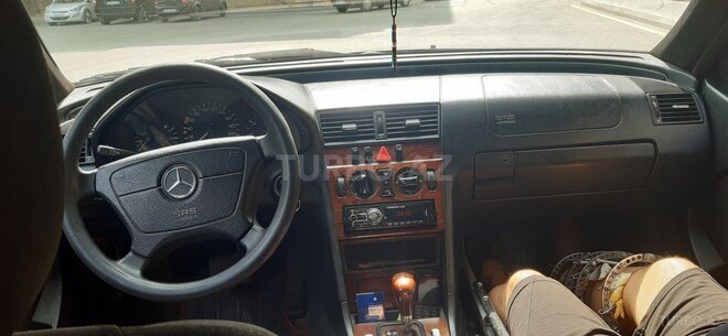Mercedes C 220 1999, 325,412 km - 2.2 л - Bakı