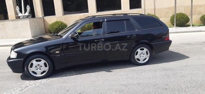 Mercedes C 220 1999, 325,412 km - 2.2 л - Bakı