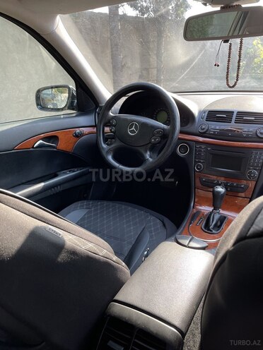 Mercedes E 220 2008, 326,000 km - 2.2 л - Bakı