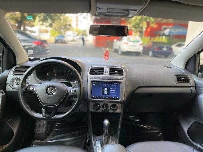 Volkswagen Polo 2019, 56,000 km - 1.6 l - Bakı