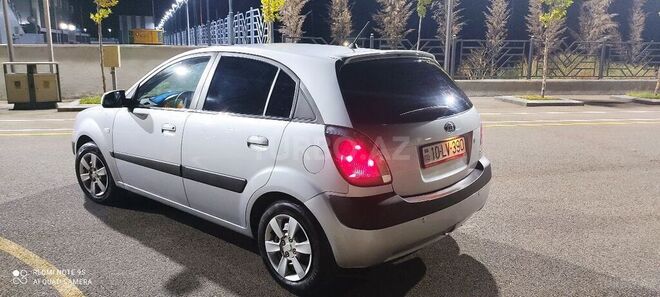 Kia Rio 2005, 127,000 km - 1.4 l - Bakı