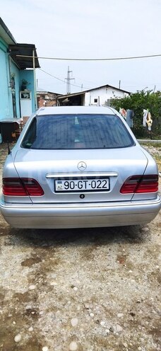 Mercedes  1996, 325,000 km - 2.3 л - Sumqayıt