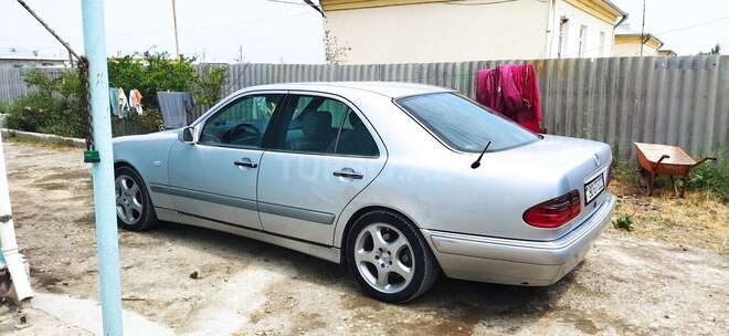 Mercedes  1996, 325,000 km - 2.3 л - Sumqayıt