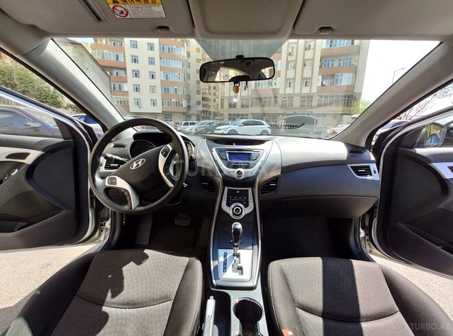 Hyundai Elantra 2010, 143,000 km - 1.6 л - Bakı