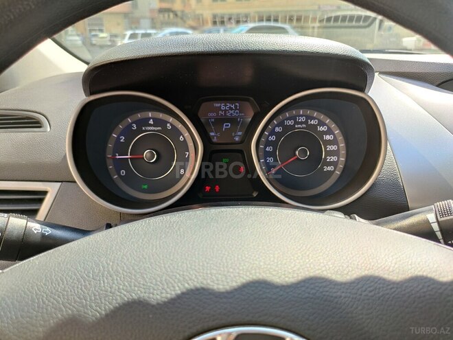 Hyundai Elantra 2010, 143,000 km - 1.6 л - Bakı