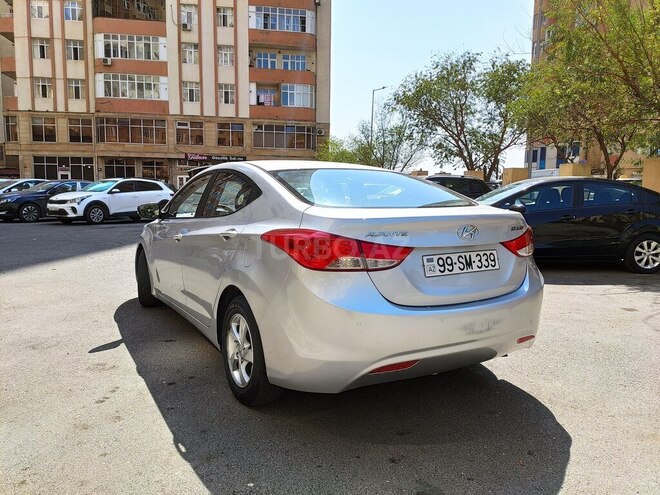 Hyundai Elantra 2010, 143,000 km - 1.6 л - Bakı