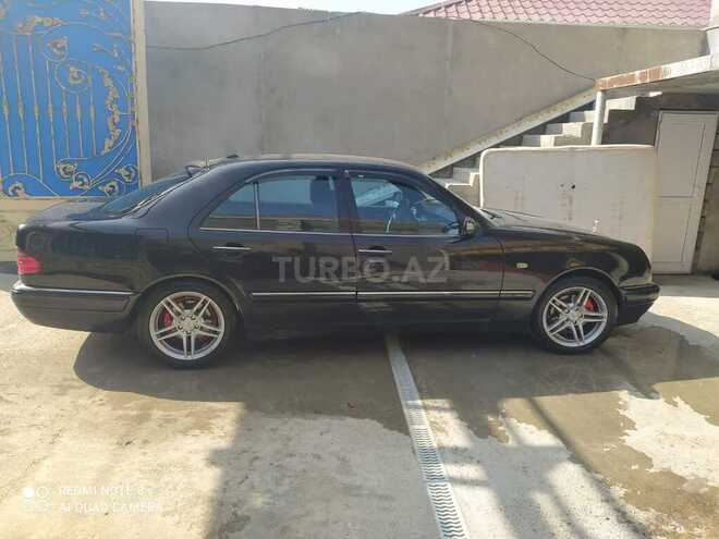 Mercedes E 240 1999, 320,000 km - 2.4 l - Bakı