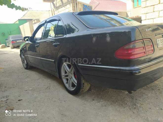 Mercedes E 240 1999, 320,000 km - 2.4 l - Bakı