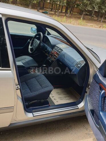 Mercedes C 180 1995, 280,000 km - 1.8 l - Cəlilabad
