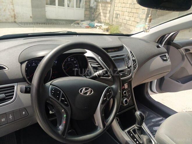 Hyundai Elantra 2015, 57,936 km - 1.8 l - İmişli
