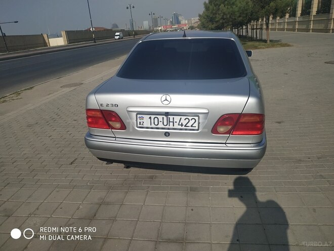 Mercedes E 230 1996, 290,000 km - 2.3 l - Bakı
