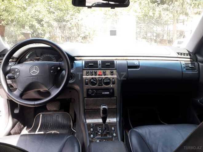Mercedes E 270 2001, 491,100 km - 2.7 l - Bakı