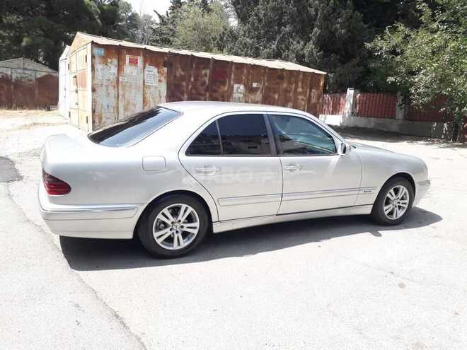 Mercedes E 270 2001, 491,100 km - 2.7 l - Bakı