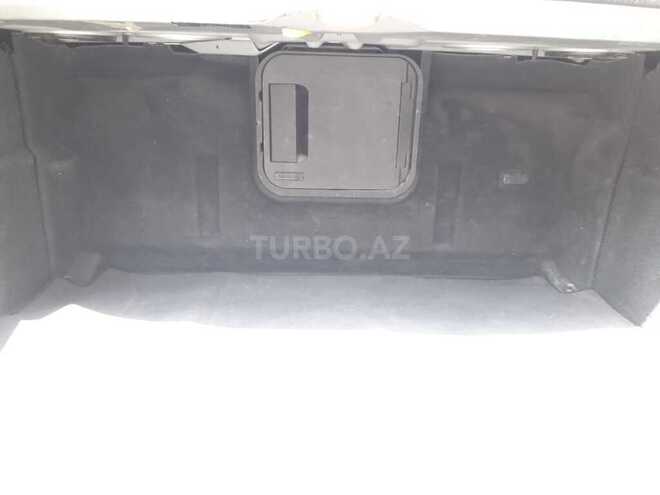 Mercedes E 270 2001, 491,100 km - 2.7 l - Bakı