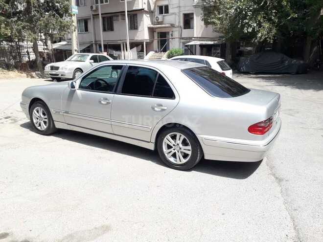 Mercedes E 270 2001, 491,100 km - 2.7 l - Bakı