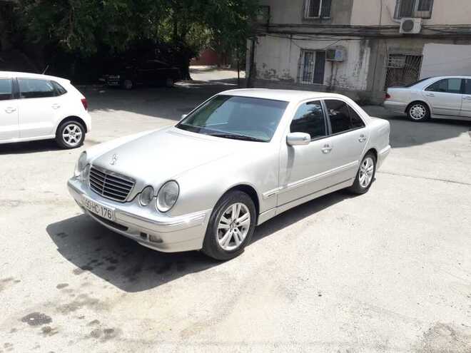 Mercedes E 270 2001, 491,100 km - 2.7 l - Bakı