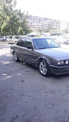 BMW 525 1992, 280,000 km - 2.5 l - Bakı