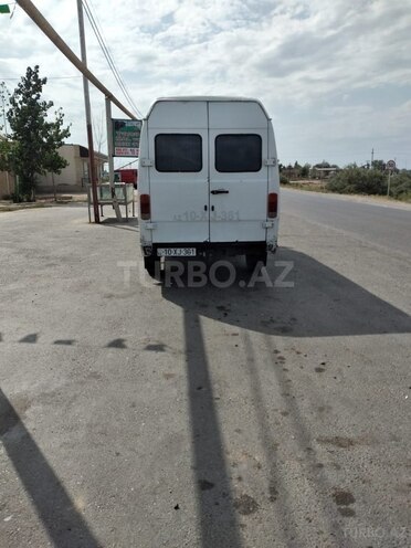 Mercedes 208 D 1994, 134,000 km - 2.3 л - Şirvan