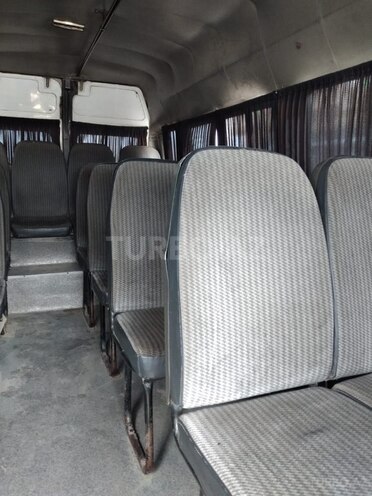 Mercedes 208 D 1994, 134,000 km - 2.3 л - Şirvan