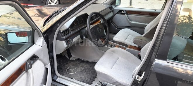 Mercedes E 220 1994, 537,000 km - 2.2 l - Bakı