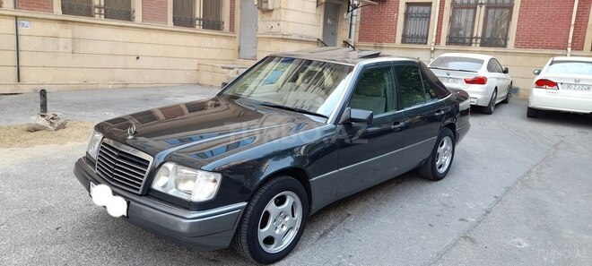 Mercedes E 220 1994, 537,000 km - 2.2 l - Bakı