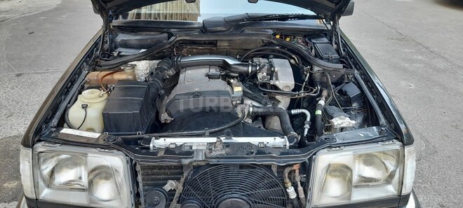 Mercedes E 220 1994, 537,000 km - 2.2 l - Bakı