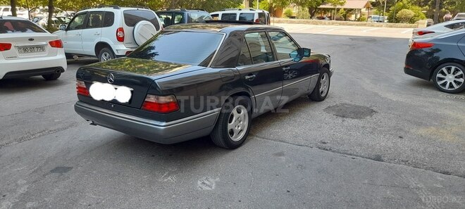 Mercedes E 220 1994, 537,000 km - 2.2 l - Bakı