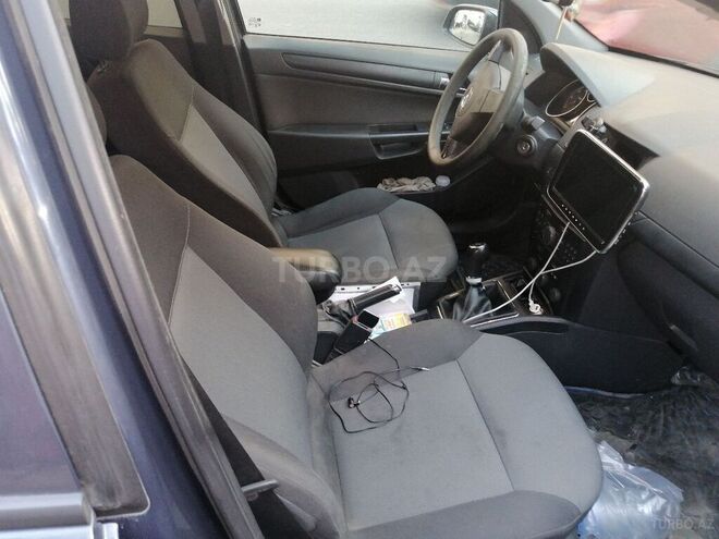Opel Astra 2007, 300,000 km - 1.3 л - Bakı