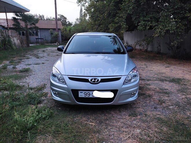 Hyundai i30 2007, 190 km - 0.2 l - Salyan