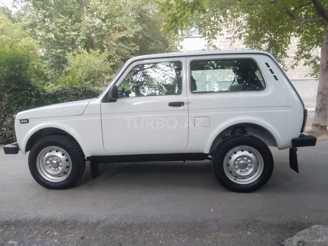 LADA (VAZ) Niva 2015, 42,000 km - 1.7 l - Mingəçevir