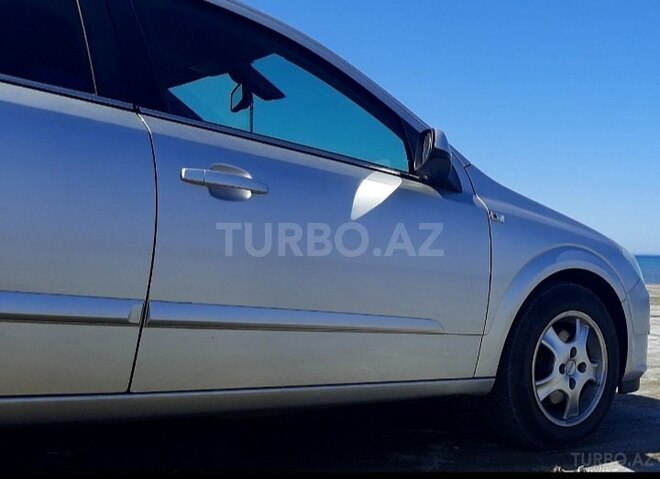 Opel Astra 2004, 185,000 km - 1.4 l - Bakı
