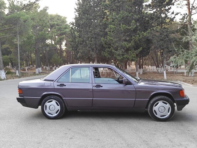 Mercedes 190 1991, 354,858 km - 2.0 л - Sumqayıt