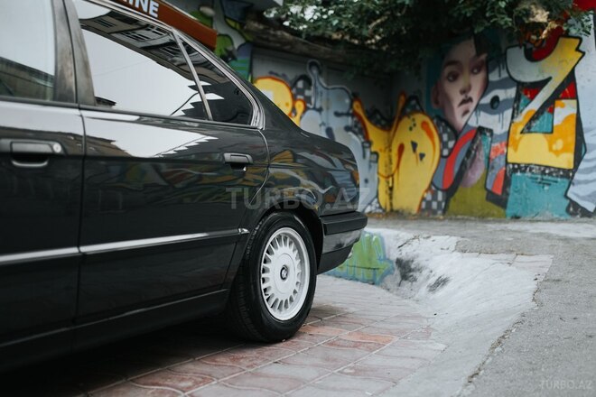 BMW 520 1993, 278,000 km - 2.0 l - Bakı