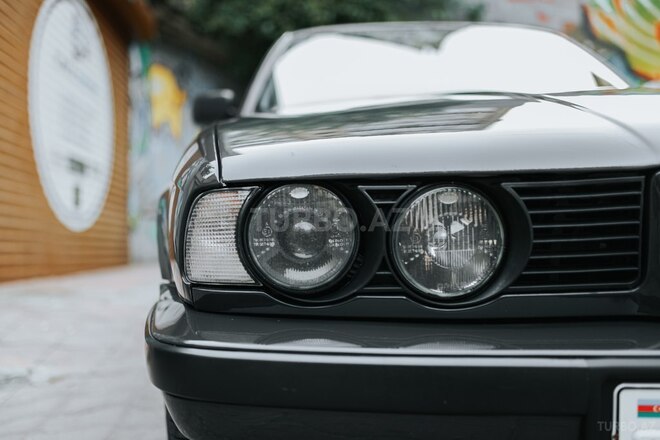 BMW 520 1993, 278,000 km - 2.0 l - Bakı