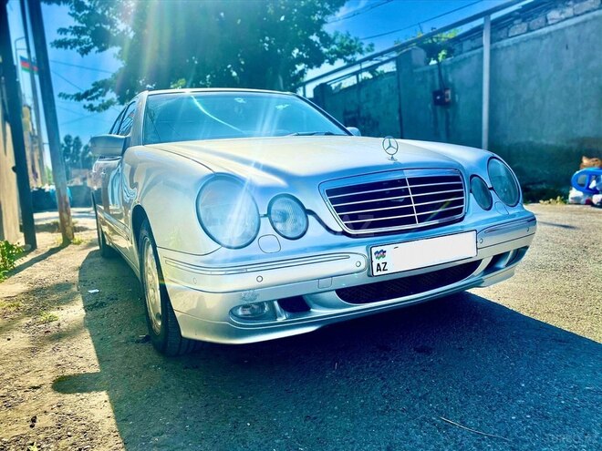 Mercedes E 280 1999, 260,000 km - 2.8 l - Bakı