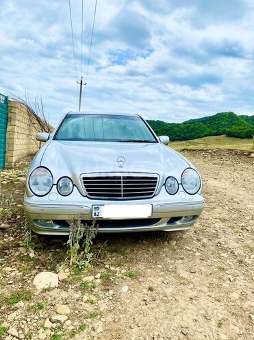 Mercedes E 280 1999, 260,000 km - 2.8 l - Bakı