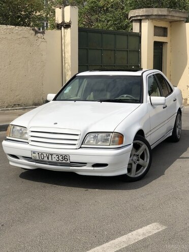 Mercedes C 230 1999, 312,000 km - 2.3 л - Bakı