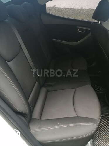 Hyundai Elantra 2015, 110,000 km - 1.6 l - Ağstafa