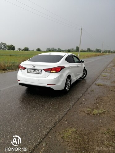 Hyundai Elantra 2015, 110,000 km - 1.6 l - Ağstafa