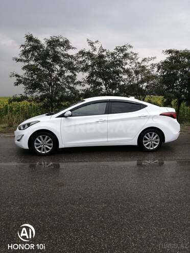 Hyundai Elantra 2015, 110,000 km - 1.6 l - Ağstafa
