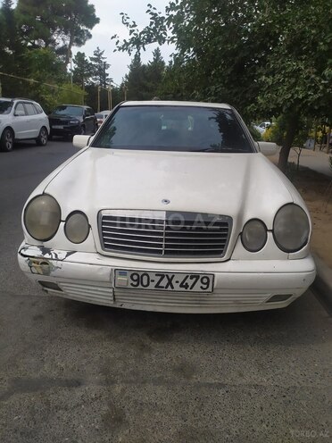 Mercedes E 220 1997, 550,000 km - 2.2 л - Bakı