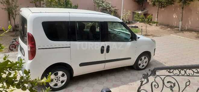 Fiat Doblo 2010, 457,300 km - 1.3 л - Bakı