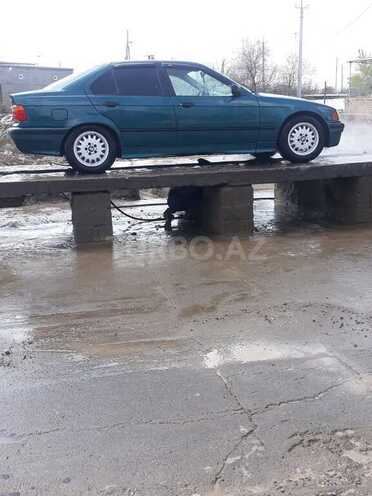 BMW 320 1991, 230,000 km - 0.2 l - İmişli