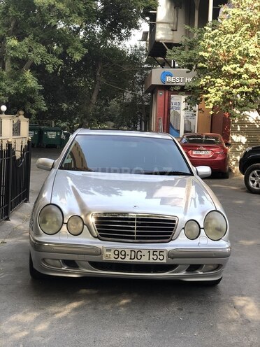 Mercedes E 280 2001, 313,000 km - 2.8 l - Bakı
