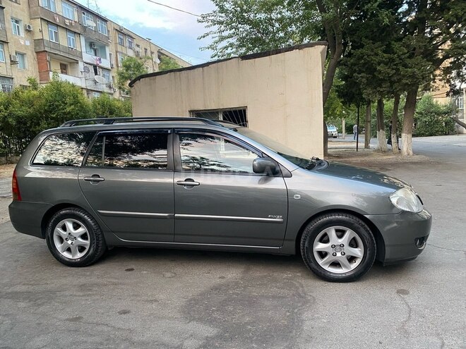 Toyota Corolla 2006, 223,000 km - 1.4 l - Bakı