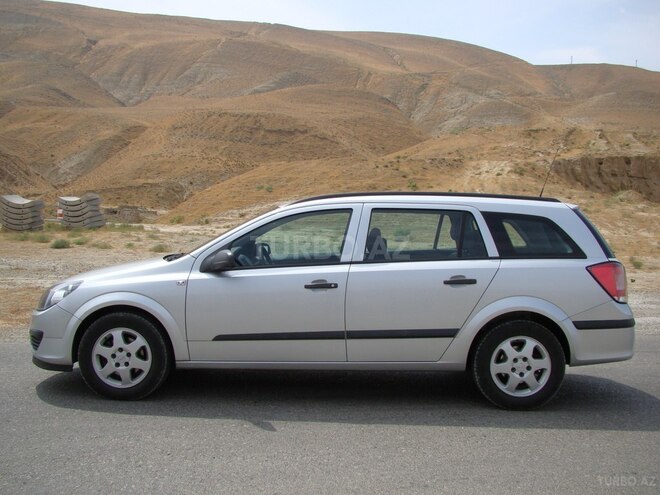 Opel Astra 2006, 164,000 km - 1.3 l - Bakı