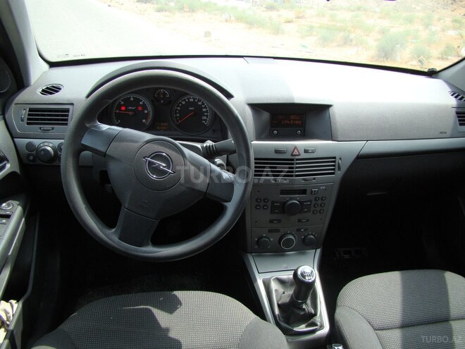 Opel Astra 2006, 164,000 km - 1.3 l - Bakı