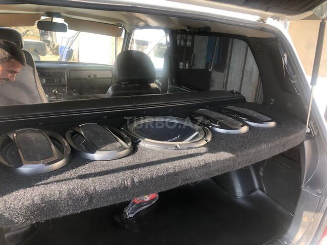 LADA (VAZ) Niva 2015, 56,000 km - 1.7 l - Salyan