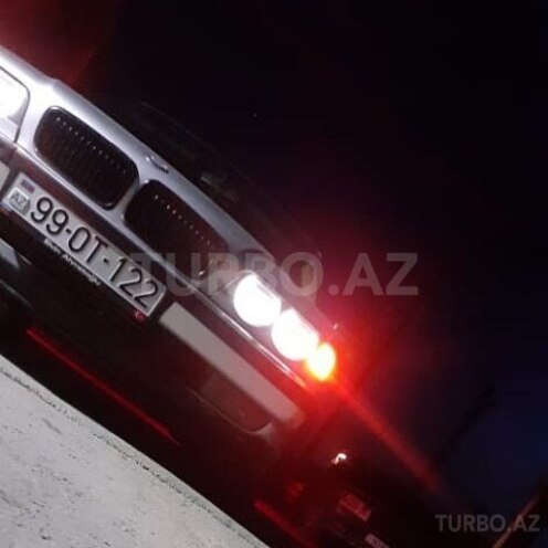 BMW 728 1999, 444,000 km - 2.8 л - Bakı