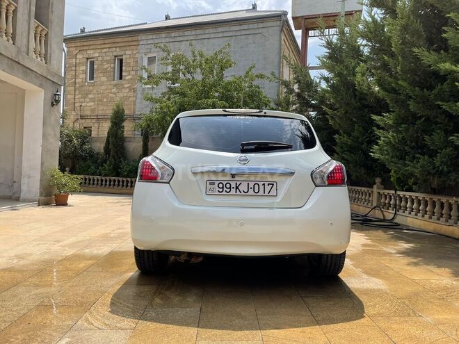 Nissan Tiida 2013, 123,900 km - 1.8 л - Bakı
